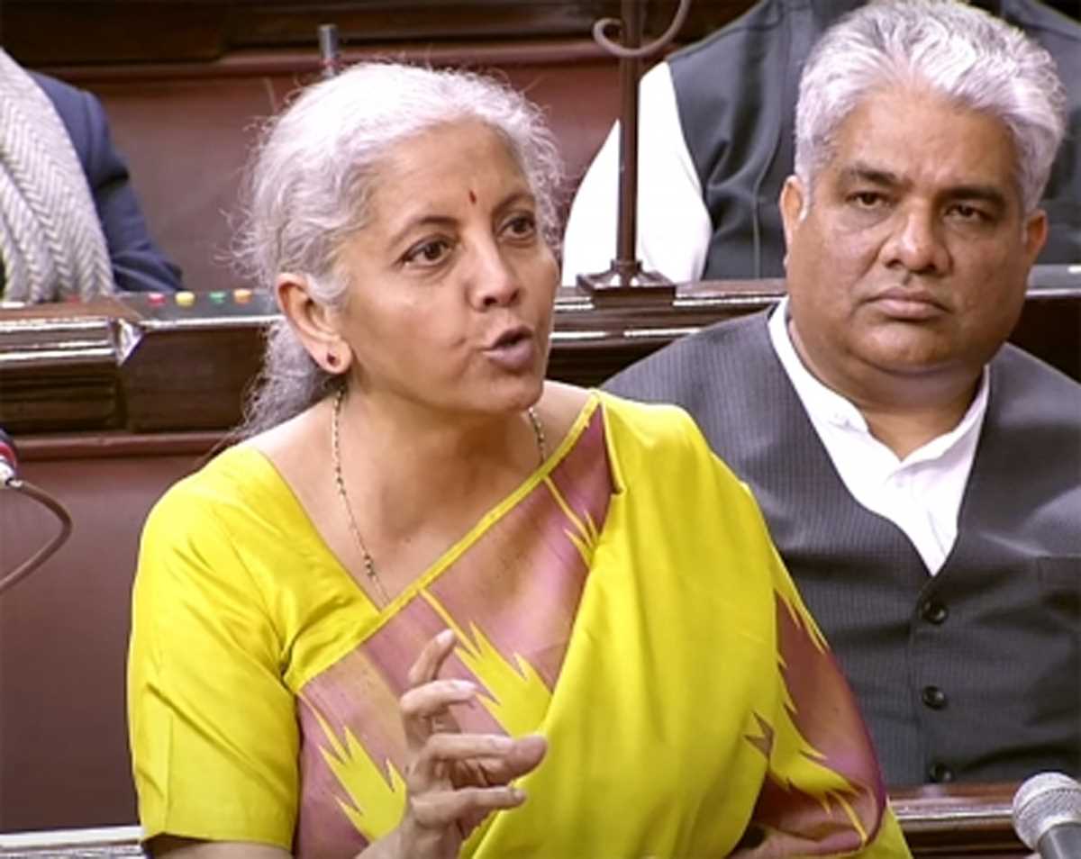 जीजाजी और रिश्तेदारों का जिक्र करते हुए निर्मला सीतारमण ने राहुल गांधी पर किया पलटवार